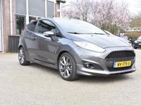 Occasion Ford Fiesta ST-Line 125 PK (91 kW) 2017 Grijs Hatchback