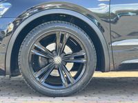 tweedehands VW Tiguan 1.5 TSI ACT Highline Business R-Line | Pano | Leer | Trekhaak
