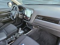 tweedehands Mitsubishi Outlander P-HEV 2.4 PHEV Intense Dealer O.H | Trekhaak Afn. | Camera | Apple Carplay | Keyless | Stoelverwarming | DAB | Cruise Control |