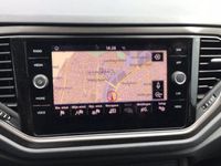 tweedehands VW T-Roc 1.5 TSI Style 150 PK | Automaat | Panoramadak | Schuifdak | Navigatie | Apple carplay | Android auto | Digital cockpit pro | Camera | Parkeersensoren | Adaptive cruise control | Two tone | Climate control | Privacy glass |