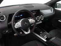 tweedehands Mercedes B180 AMG Line | Panorama - Schuifdak | Trekhaak Wegklap