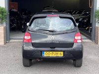 tweedehands Renault Twingo 1.2-16V Initiale / LEER / AIRCO / NAP / AUX / INR