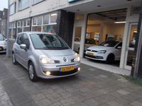 Occasion Renault Grand Modus Exception 111 PK (81 kW) 2011 Grijs MPV
