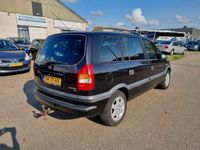 tweedehands Opel Zafira 1.8-16V Elegance Airco Bj:2002 NAP!