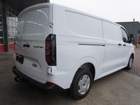 tweedehands Ford Transit Custom 320L 2.0 TDCI 136PK L2H1 Trend NIEUW MODEL 2024 Nr. V062 | Airco | Cruise | Camera | Trekhaak | Apple CP & Android Auto
