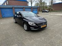 tweedehands Volvo V60 1.6 D2 R-Design NW APK Onyx Black Trekhaak