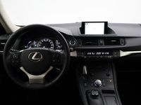 tweedehands Lexus CT200h BUSINESS LINE + CAMERA / NAVIGATIE / LED / DEALER ONDER