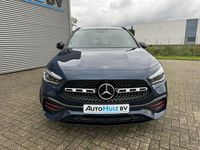 tweedehands Mercedes GLA250 e AMG Line Edition 1 Trekhaak Panoramadak ACC LED Leer 19 Inch Surround-systeem Burmester Sfeerverlichting Head-Up Display