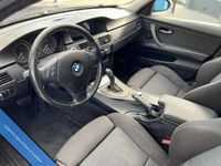 tweedehands BMW 318 3-SERIE Touring i | PANO | NAVI | AUTOMAAT | TREKHAAK |