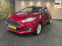 Occasion Ford Fiesta Titanium 80 PK (58 kW) 2015 Rood Hatchback