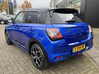 Occasion Suzuki Swift Style 90 PK (66 kW) 2024 Blauw, metallic lak Hatchback