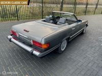 tweedehands Mercedes SL500 500 W107AUTOMATIC 2 TOPS CABRIOLET