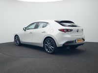 Occasion Mazda 3 Center-Line 140 PK (102 kW) 2025 Ceramic white Hatchback