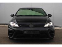 tweedehands VW Golf - 2.0 TSI R 4Motion 301PK DSG Automaat Panoramadak Carbon Stuur Leder ACC DCC Camera Lane Assist Dynaudio 19 inch Pretoria H&R Veren Groot Navigatie Stoelverwarming Bear Lock Navi Lock