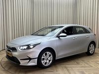 Occasion Kia Ceed 120 PK (88 kW) 2022 Zilver Hatchback