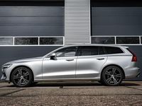 tweedehands Volvo V60 2.0 B4 Inscription Panoramadak| 360 camera | leder | H&K|