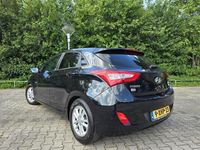 tweedehands Hyundai i30 1.6 GDI Go! Trekhaak/Navigatie/Parkeersensoren/Achteruitrij camera