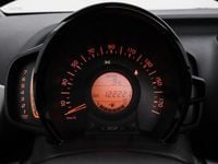 Occasion Toyota Aygo X-wave 69 PK (50 kW) 2016 Wit Hatchback