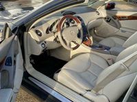 tweedehands Mercedes SL350 AIRCO(CLIMA), CRUISE CONTROL, LEDER INTERIEUR, STOELVERWARMING, MEMORY STOELEN, GROOT NAVIGATIE, PARKEERSENSOREN, PANORAMADAK, ELEK-RAMEN, CENT-VERGRENDELING, LM-VELGEN, 118.110 KM NAP, YOUNGTIMER