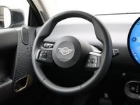 Occasion Mini Cooper Essential 135 kW (184 PK) 2025 Grijs Hatchback