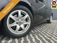 Occasion Volvo V40 Kinetic 150 PK (110 kW) 2013 Zwart Hatchback