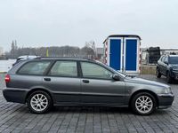 Occasion Volvo V40 136 PK (100 kW) 2003 Grijs (metallic) Stationwagen