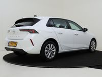 tweedehands Opel Astra 1.2 Level 2 Nu uit voorraad leverbaar van € 34.302,= voor € 27.950,= !!
