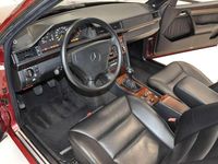 Occasion Mercedes E220 Sportline 150 PK (110 kW) 1995 Rood Cabriolet