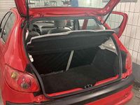 Occasion Peugeot 206 60 PK (44 kW) 2004 Rood Hatchback