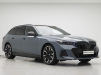 Occasion BMW 550e M Sport 313 PK (230 kW) 2025 Groen Stationwagen