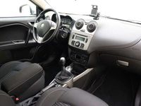 tweedehands Alfa Romeo MiTo 0.9 TwinAir | Climate Control | Parkeersensoren | Cruise Control | Armsteun | LM velgen | AUX | Isofix |