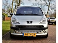 tweedehands Peugeot 1007 1.4 Urban MET AIRCO EN MEER!!