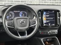 Occasion Volvo XC40 Core 211 PK (155 kW) 2022 Zwart SUV