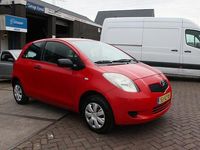 Occasion Toyota Yaris 69 PK (50 kW) 2007 Rood Hatchback