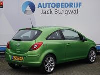Occasion Opel Corsa Edition 101 PK (74 kW) 2012 Groen Hatchback