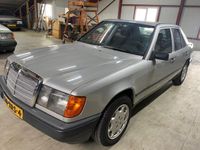 Occasion Mercedes E230 132 PK (97 kW) 1987 Grijs Sedan