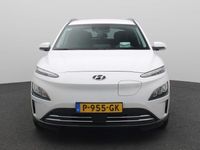 tweedehands Hyundai Kona EV Premium 64 kWh / Head-Up / Keyless / Elekr.stoe