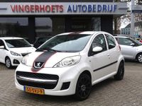 tweedehands Peugeot 107 1.0-12V * Luxe XS Premium Pack * 5-deurs Benzine * Airco * Bleu Tooth * Striping * Centrale Vergrendeling * Velgen * Armsteun *