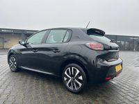 Occasion Peugeot 208 Active 100 PK (73 kW) 2024 Zwart Hatchback