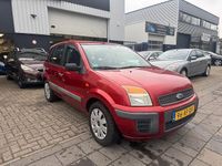 Occasion Ford Fusion 80 PK (58 kW) 2007 Rood Hatchback