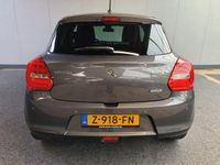 tweedehands Suzuki Swift 1.2 Style Smart Hybrid Rijklaar + Fabrieksgarantie tot 7-2026 Henk Jongen Auto's in Helmond, al 50 jaar service zoals 't hoort!