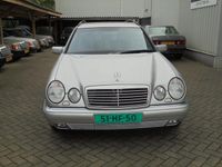 tweedehands Mercedes 320 E-combiAvantgarde Japan 111248 km