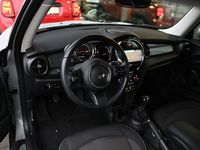 Occasion Mini ONE Essential 102 PK (75 kW) 2022 Grijs Hatchback