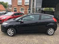 tweedehands Ford Fiesta 1.25 Limited Airco | Cool & Sound Pack | Centrale vergrendeling | Elektrisch bediende ramen voor | Radio/CD en Aux | Licht metalen velgen | Nette auto | NAP |