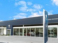 Occasion Citroën e-C4 Shine 114 kW (156 PK) 2023 Wit Sedan