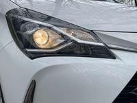 tweedehands Toyota Yaris 1.5i VVT-i Hybrid Business Plus E-CVT garantie 1an