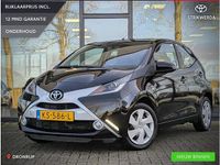Occasion Toyota Aygo X-play 69 PK (50 kW) 2016 Zwart Hatchback