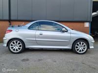 tweedehands Peugeot 206 CC 2.0-16V / NAP / AIRCO / CABRIO