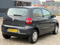 Occasion VW Fox Trendline 54 PK (39 kW) 2007 Grijs Hatchback