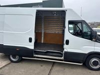 tweedehands Iveco Daily 35S14v Automaat L2H2